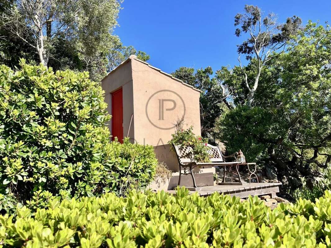Charmante villa avec vue mer sur l'Île du Levant - photo 30