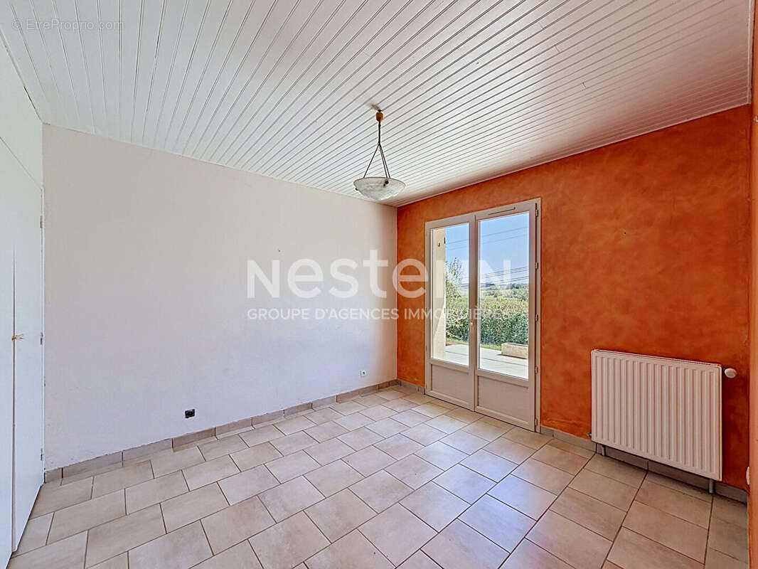 Maison à CASTILLON-MASSAS