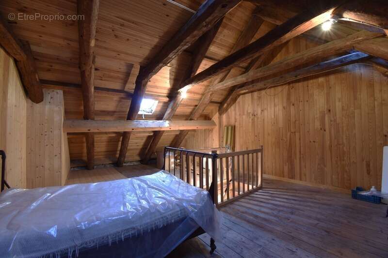 Maison à SAINT-AGREVE