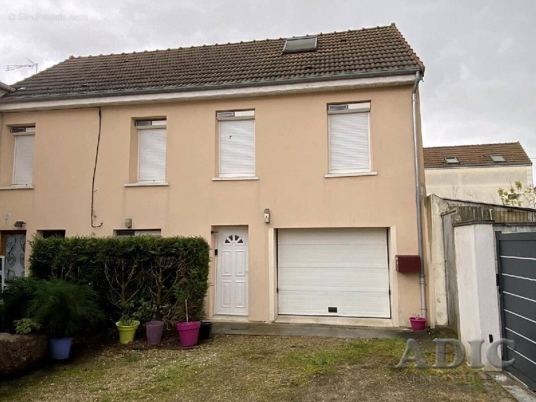 Maison à MEAUX