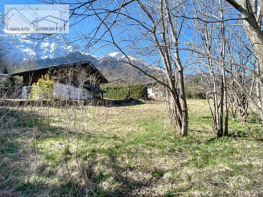 Terrain à LES HOUCHES