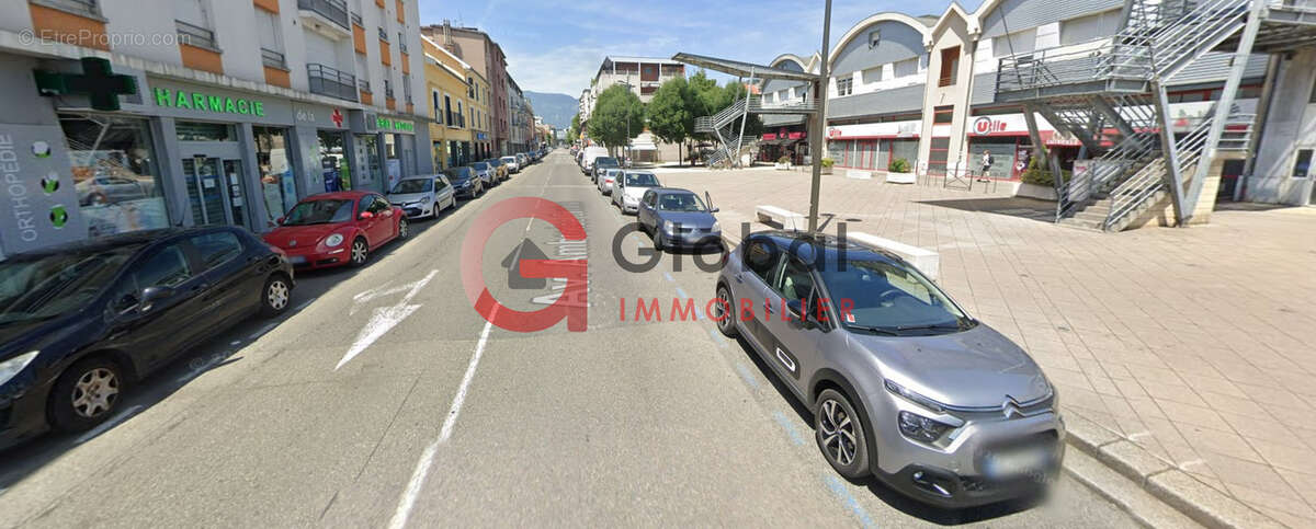 Commerce à SAINT-MARTIN-D'HERES