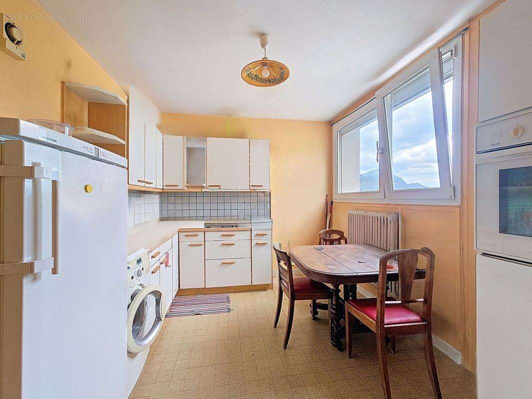 Appartement à CLUSES