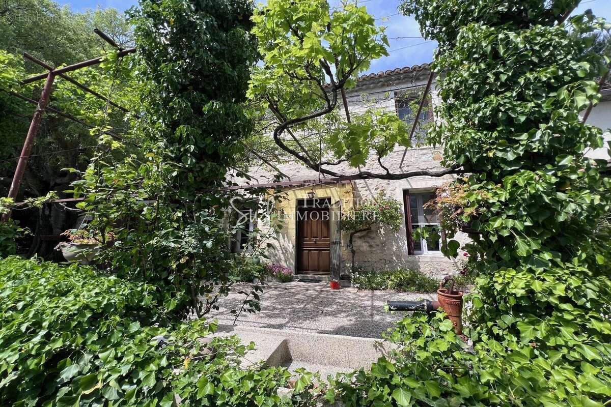 Maison 120 m² à Maussane-Les-Alpilles  - photo 3