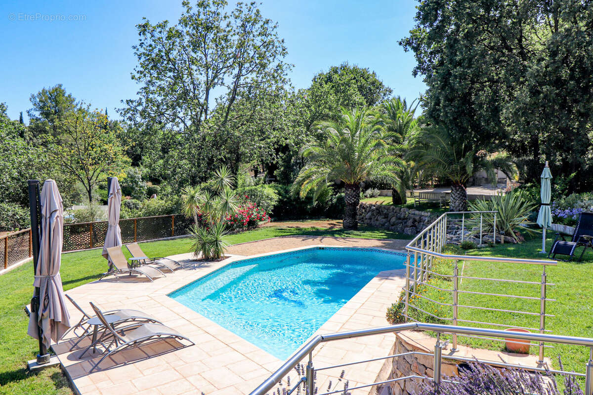 Maison à DRAGUIGNAN