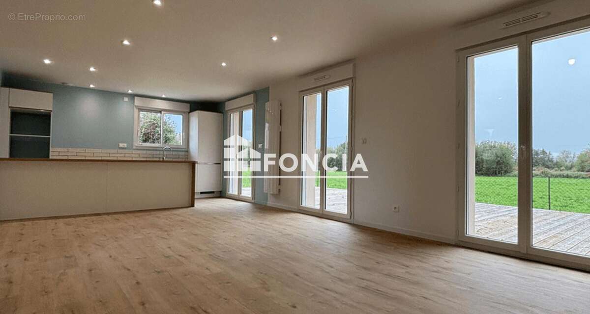 Maison à CANAPVILLE