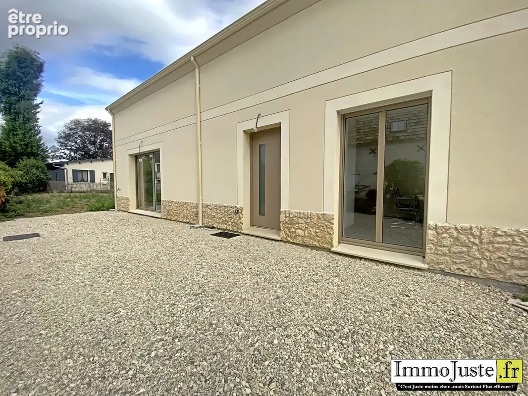 Maison 6 pièces 131 m² à vendre à Le Perray-En-Yvelines (78610) - photo 2