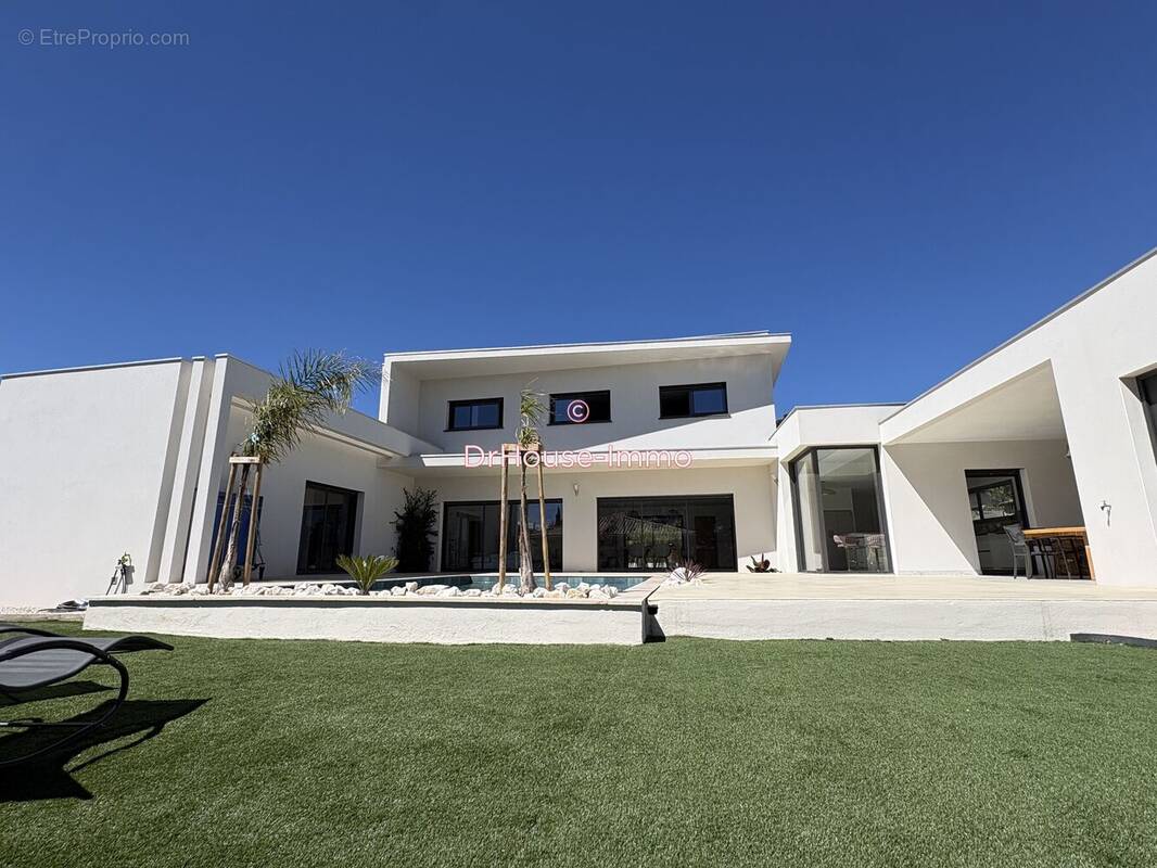 Maison à SAINT-FELIU-D'AVALL