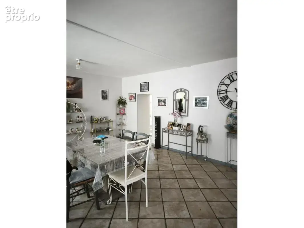 Maison 5 pièces 111 m² à vendre à Cirieres (79140) - photo 1