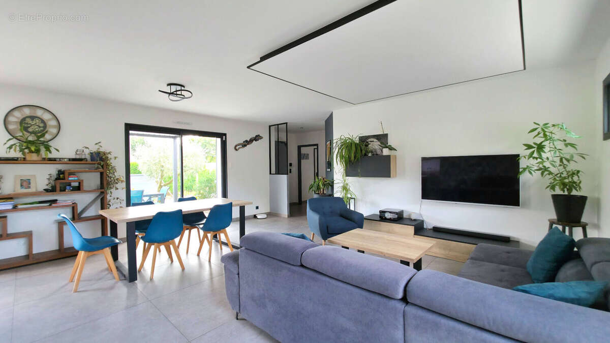 Coup de coeur ! Maison moderne de 124 m², et éco-énergétique de 2022 - photo 4