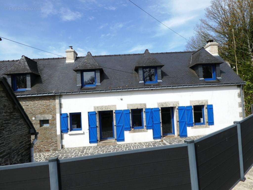 Maison à SAINTE-BRIGITTE