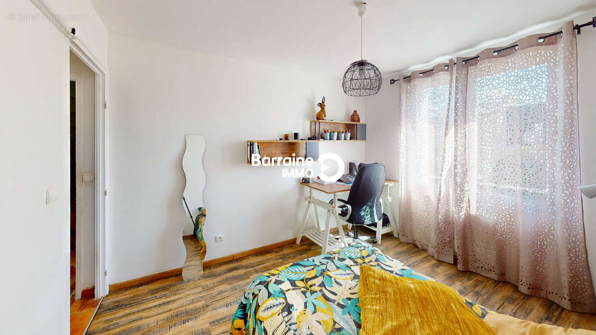 Maison à SAINT-RENAN