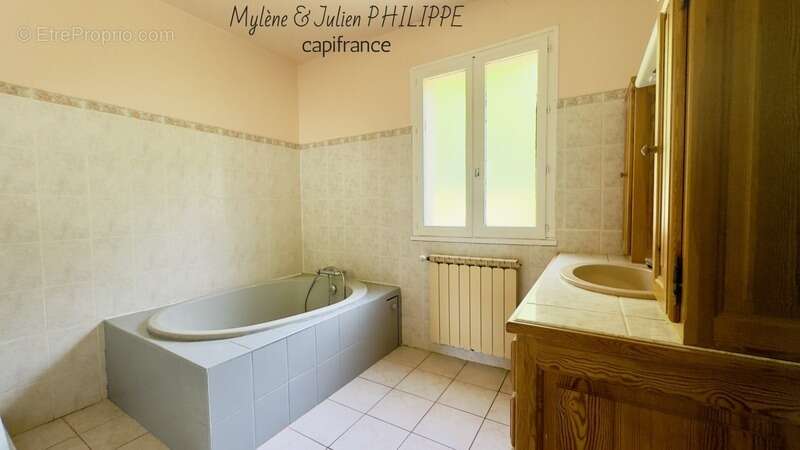 Maison à LA BATIE-NEUVE