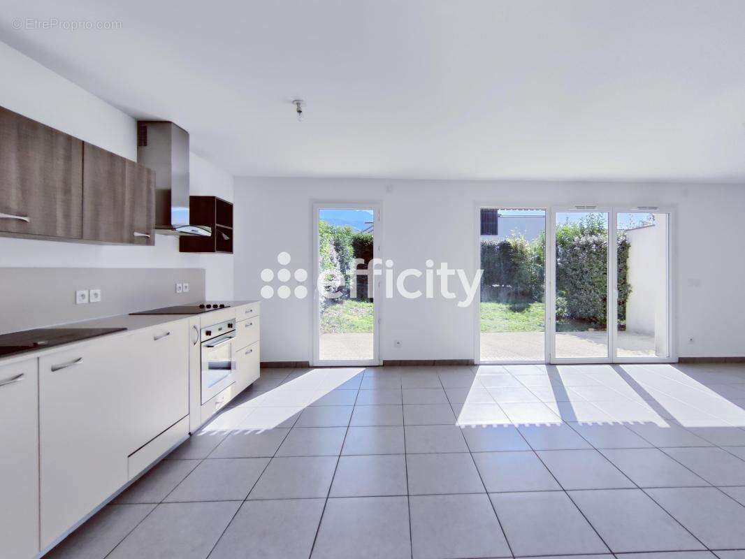 Appartement à COUBLEVIE