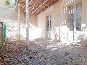 Appartement à ROQUEMAURE