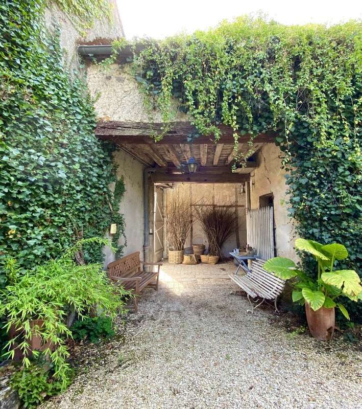 Maison à CHUELLES