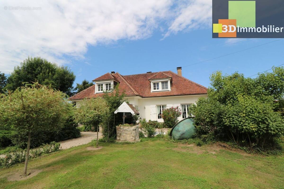 Photo 1 - Maison à DOLE