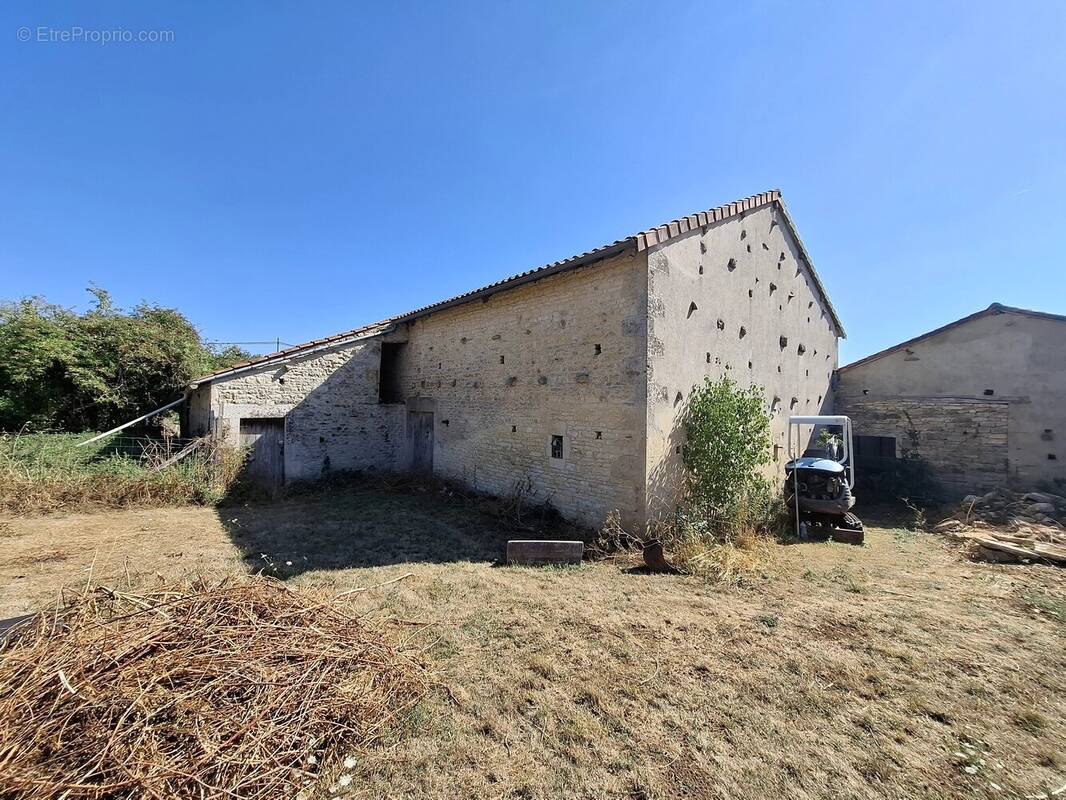 Maison à SAUZE-VAUSSAIS