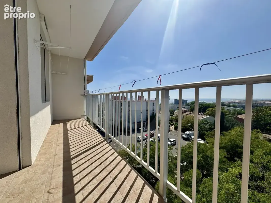 Sete - corniche appartement 4 pieces vue mer - photo 2
