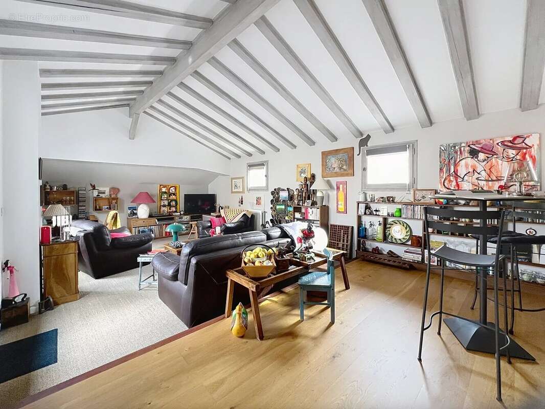 Appartement à NIMES