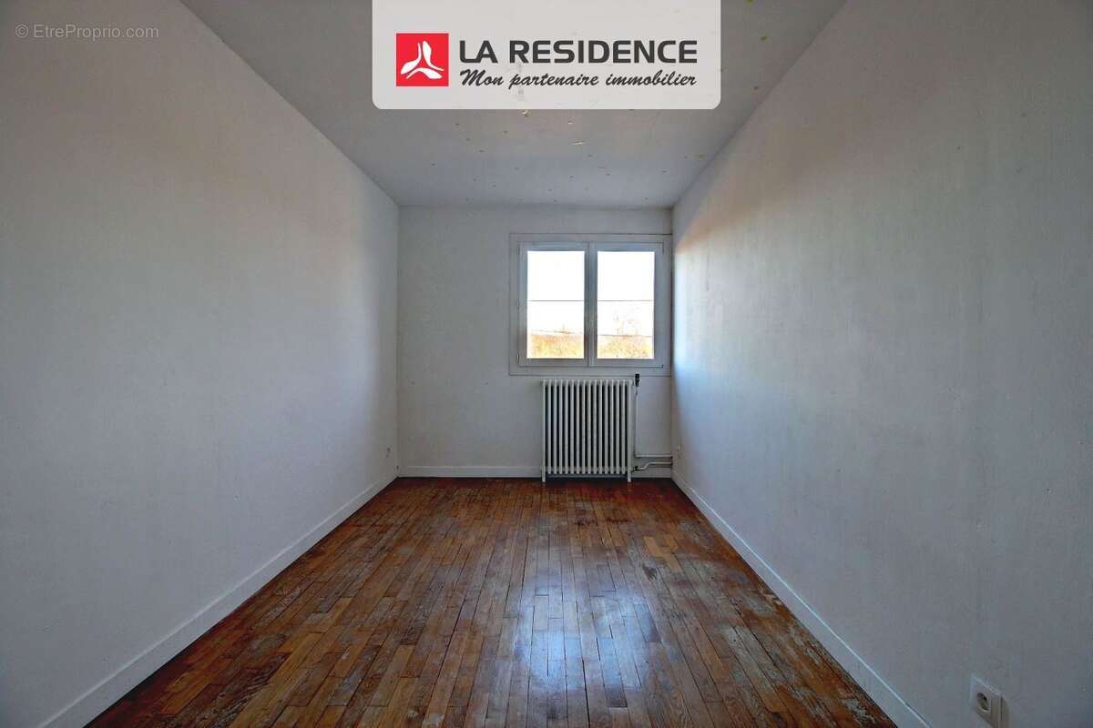 Maison à SAINT-ETIENNE-DU-ROUVRAY