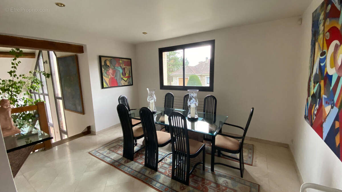 Maison à ENGHIEN-LES-BAINS