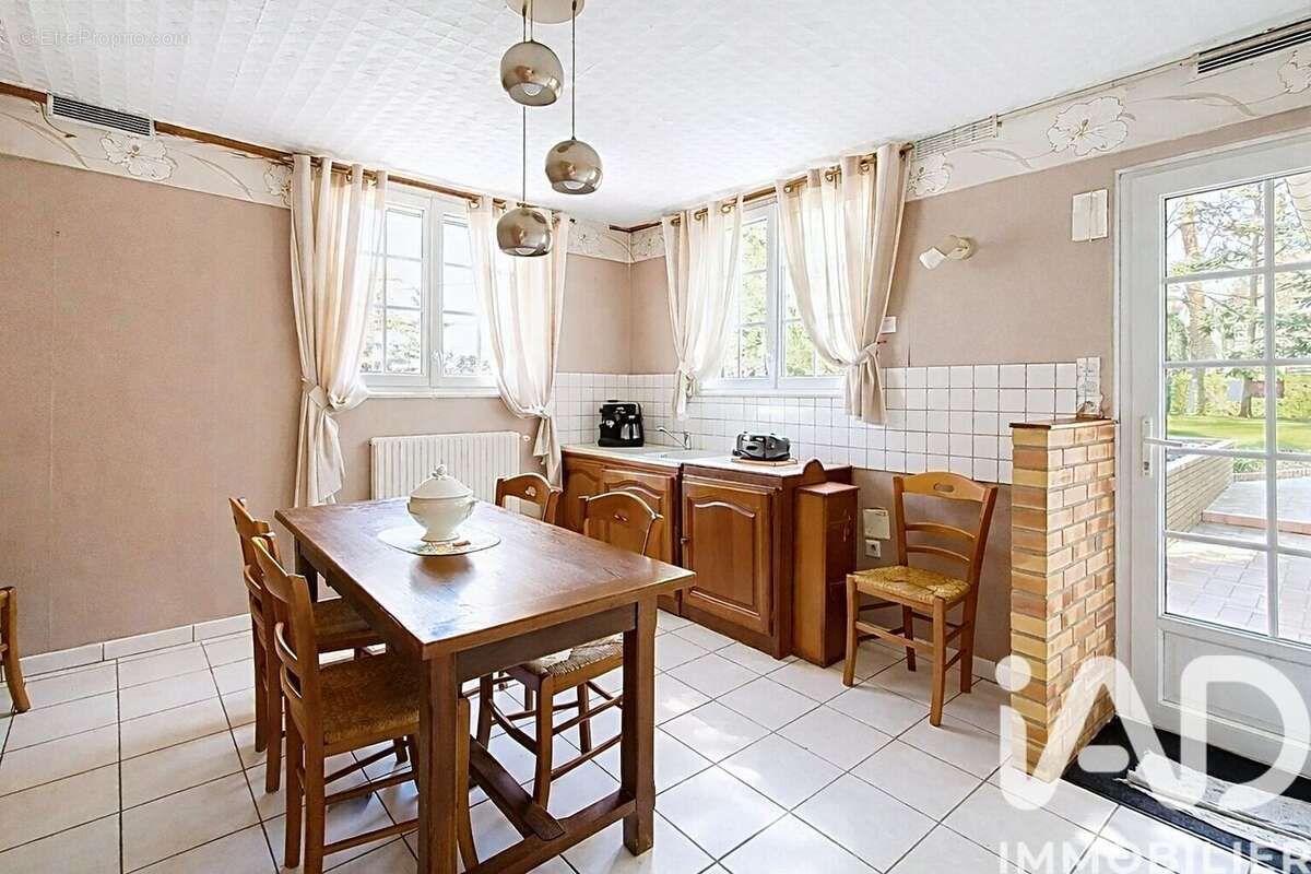 Maison 102 m² à Sassetot-Le-Malgarde  - photo 7
