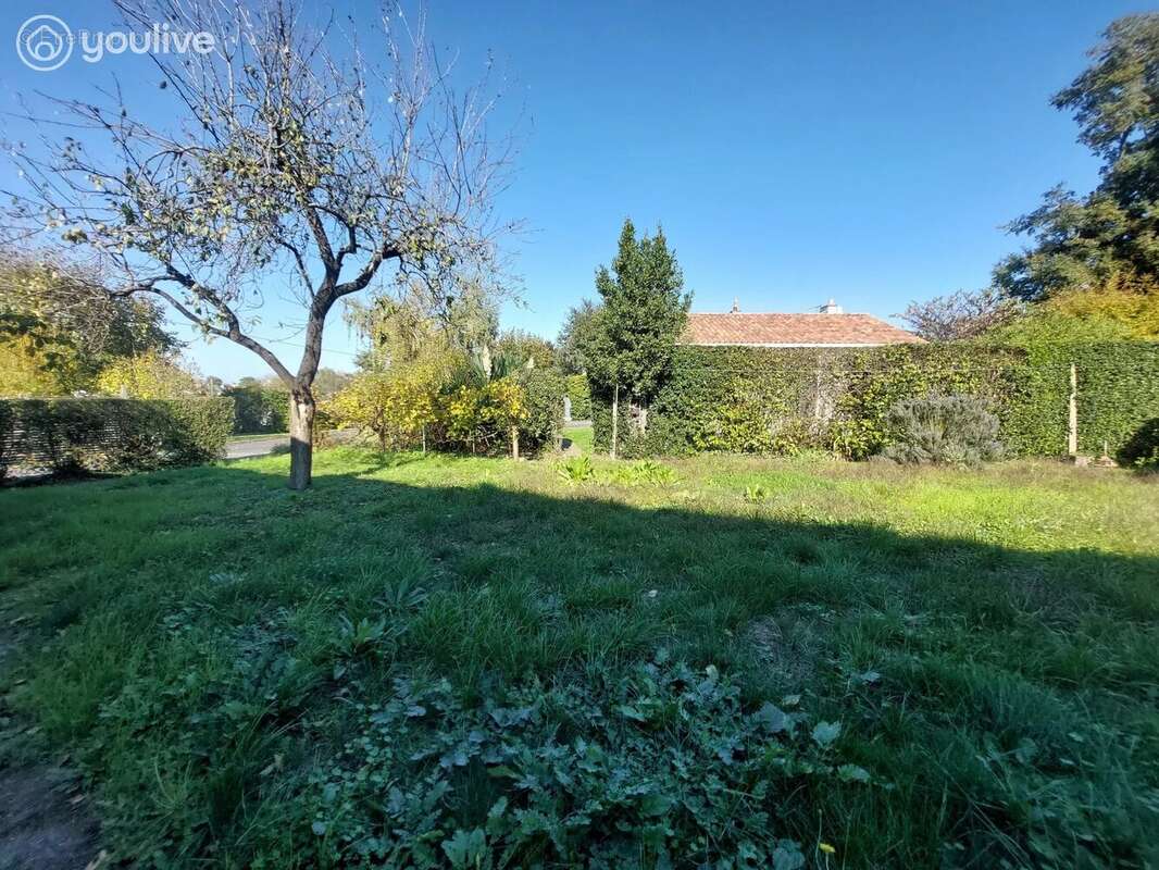 Maison à SAINT-PHILBERT-DE-BOUAINE