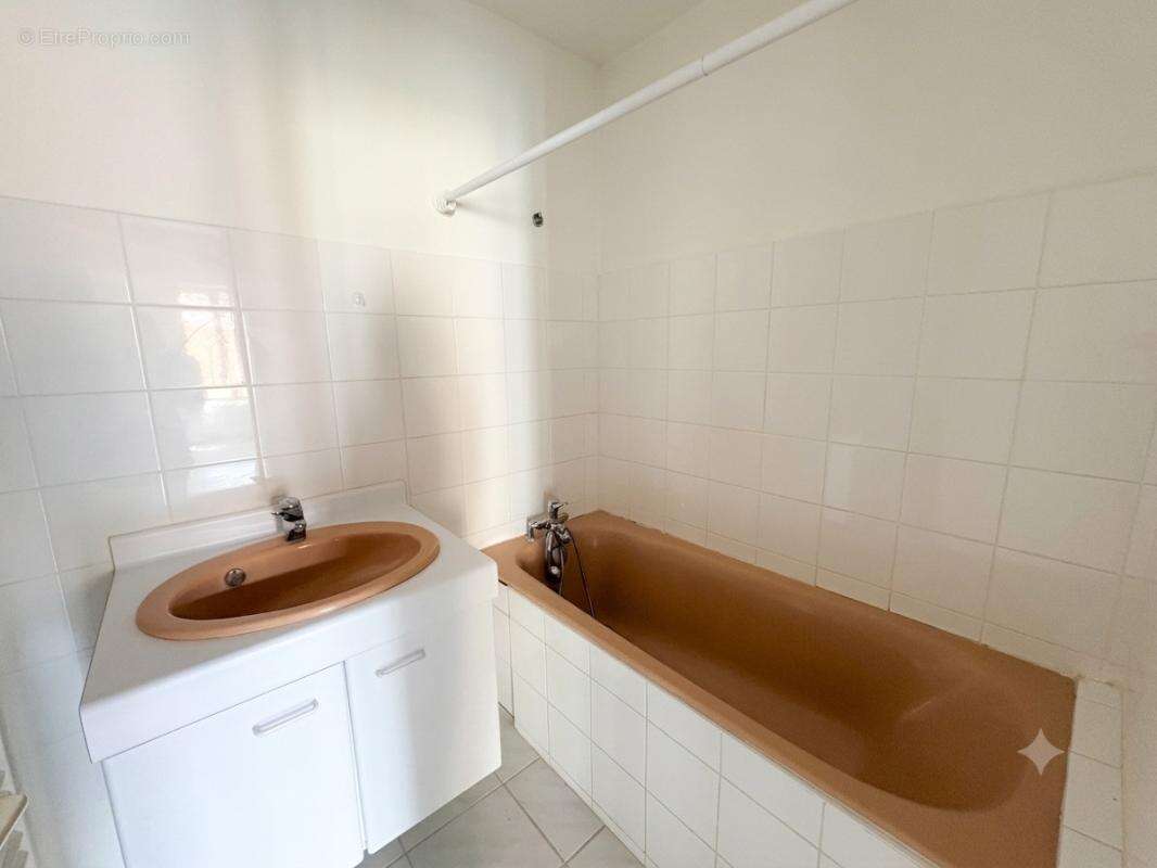 Appartement T2 Centre-ville - photo 4