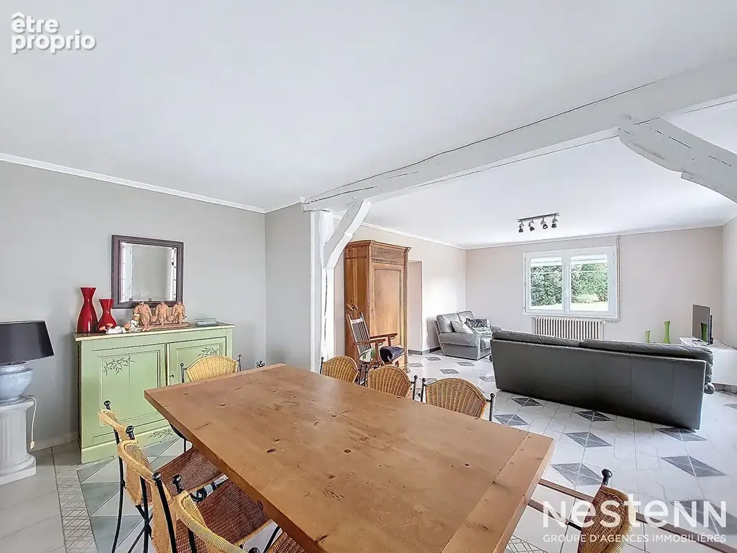 A Vendre Maison de 210 m² avec dépendances, garage et parc arboré de plus de 3700 m² à Gazaupouy - photo 6