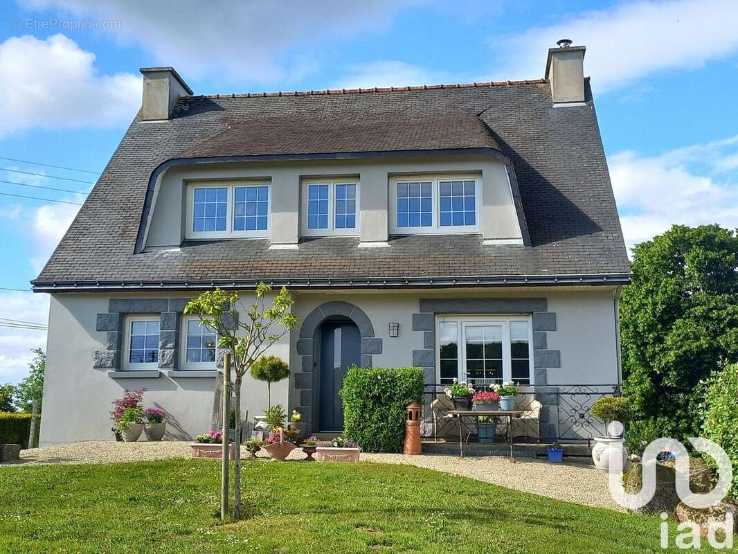 Photo 2 - Maison à MAEL-CARHAIX