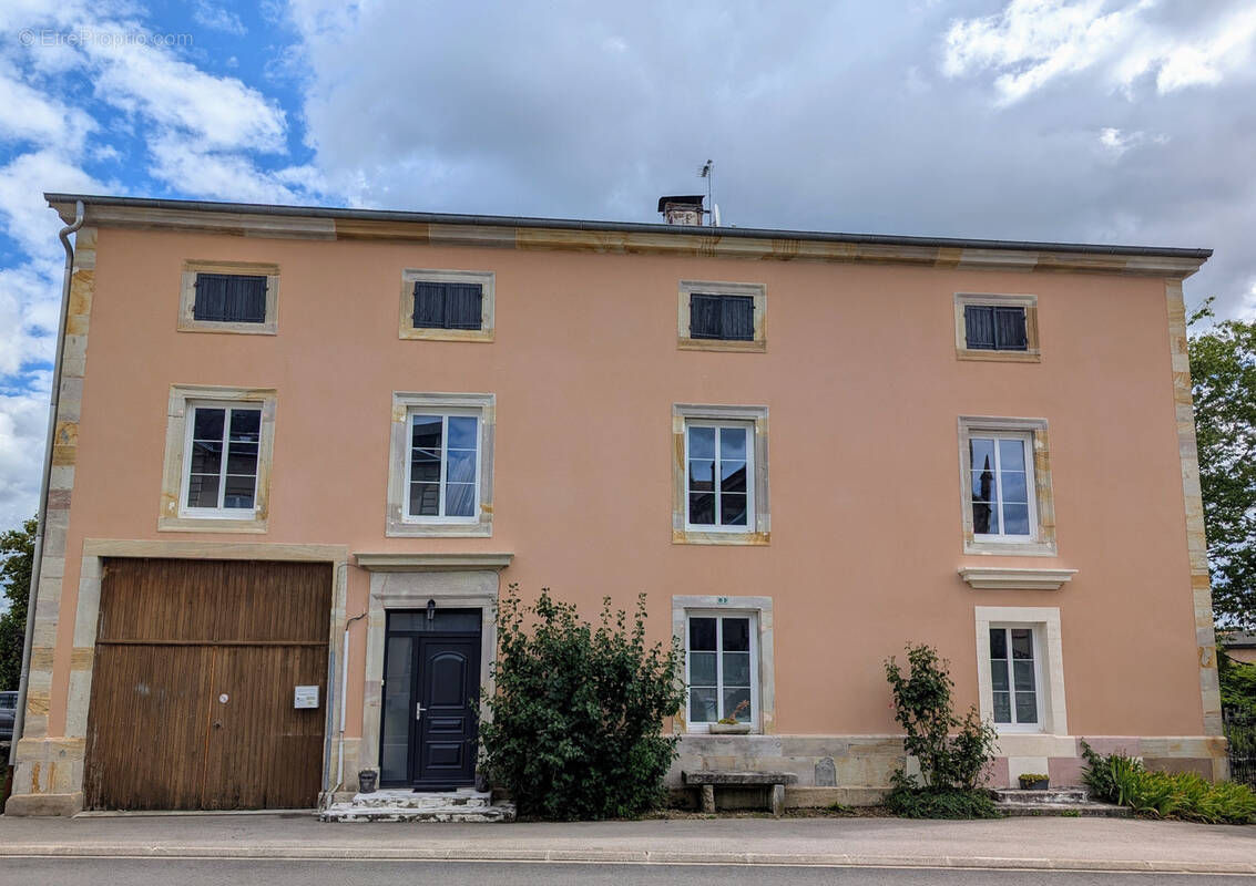Maison à PADOUX