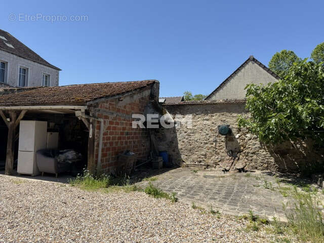 Maison à NAINVILLE-LES-ROCHES