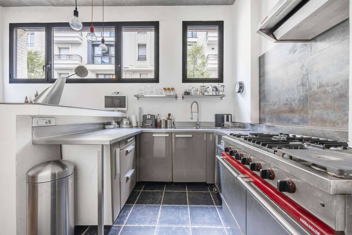 Maison à LEVALLOIS-PERRET