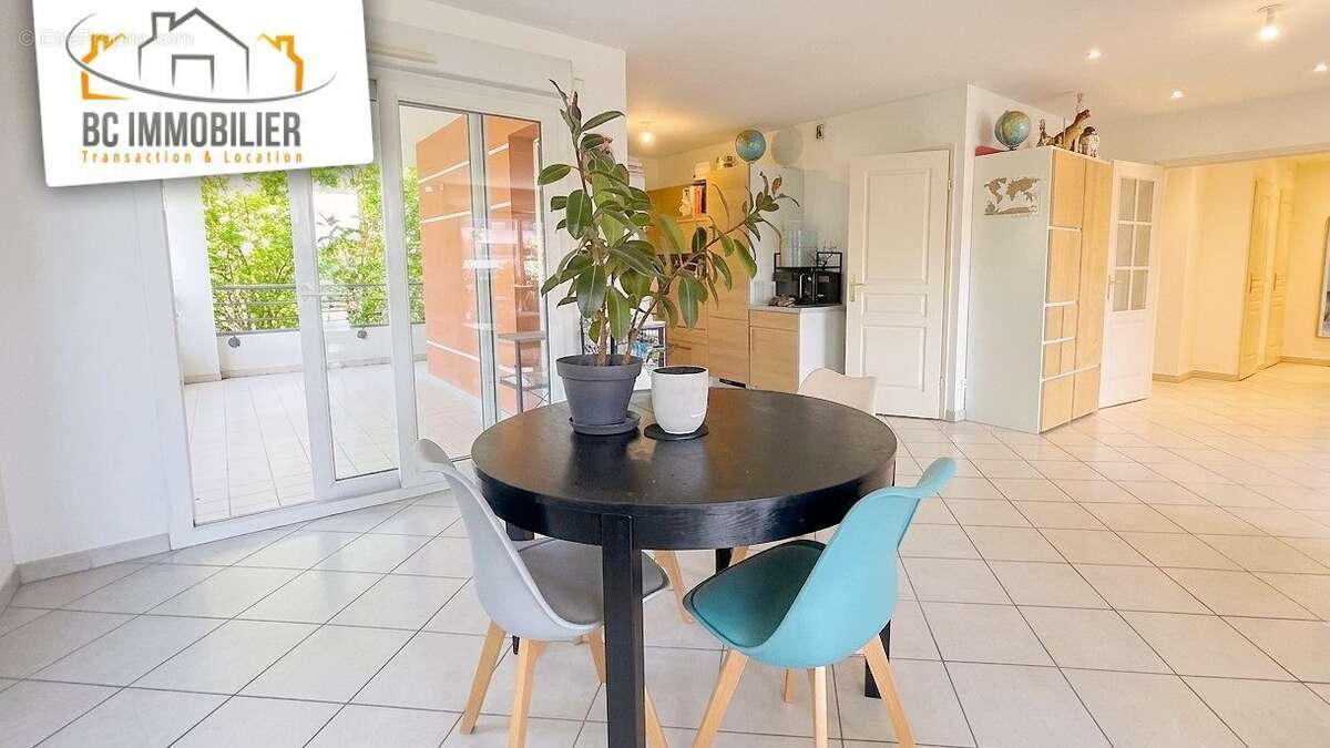Appartement à FERNEY-VOLTAIRE