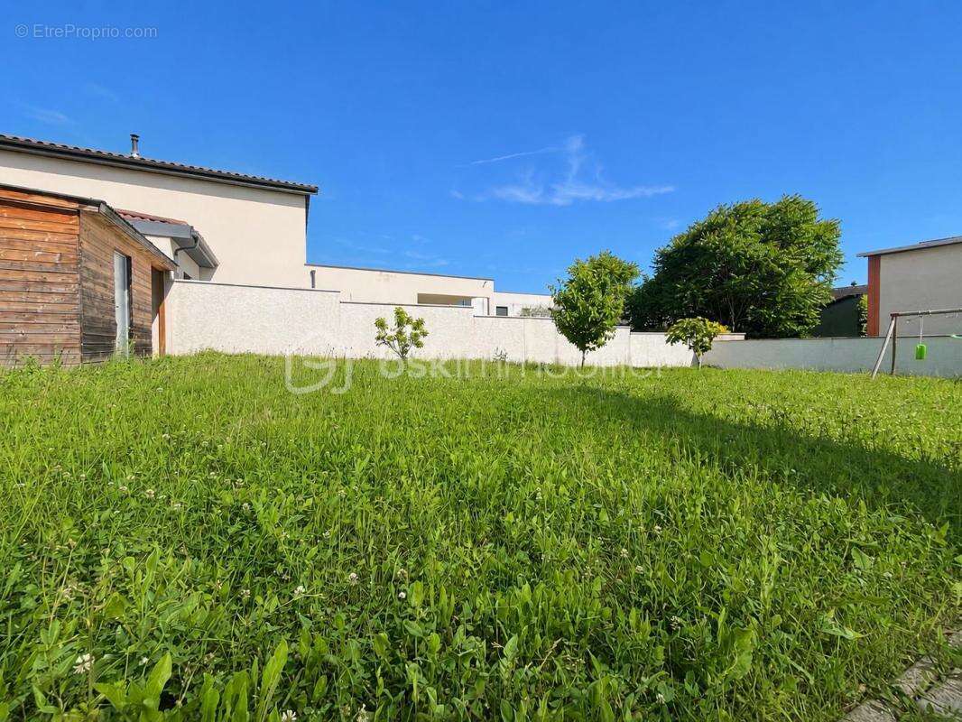 Maison à VILLEFRANCHE-SUR-SAONE