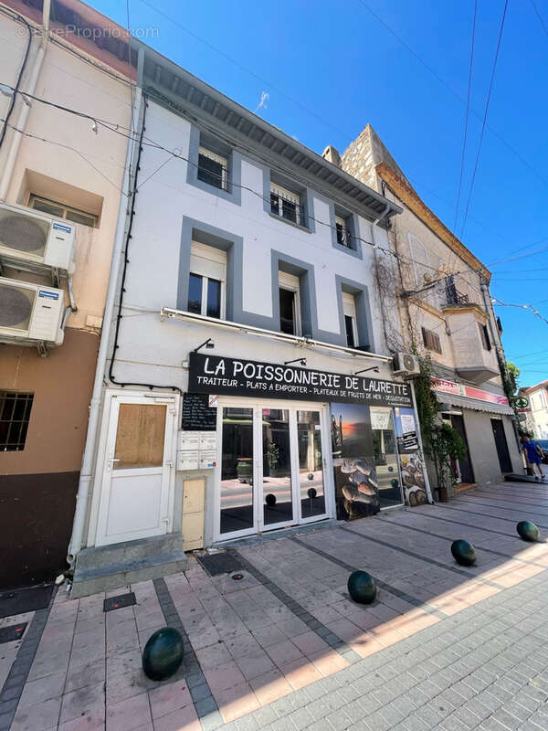 Appartement à SAINT-LAURENT-DE-LA-SALANQUE