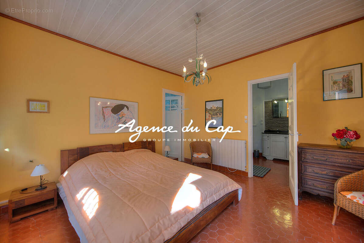 Maison à FREJUS