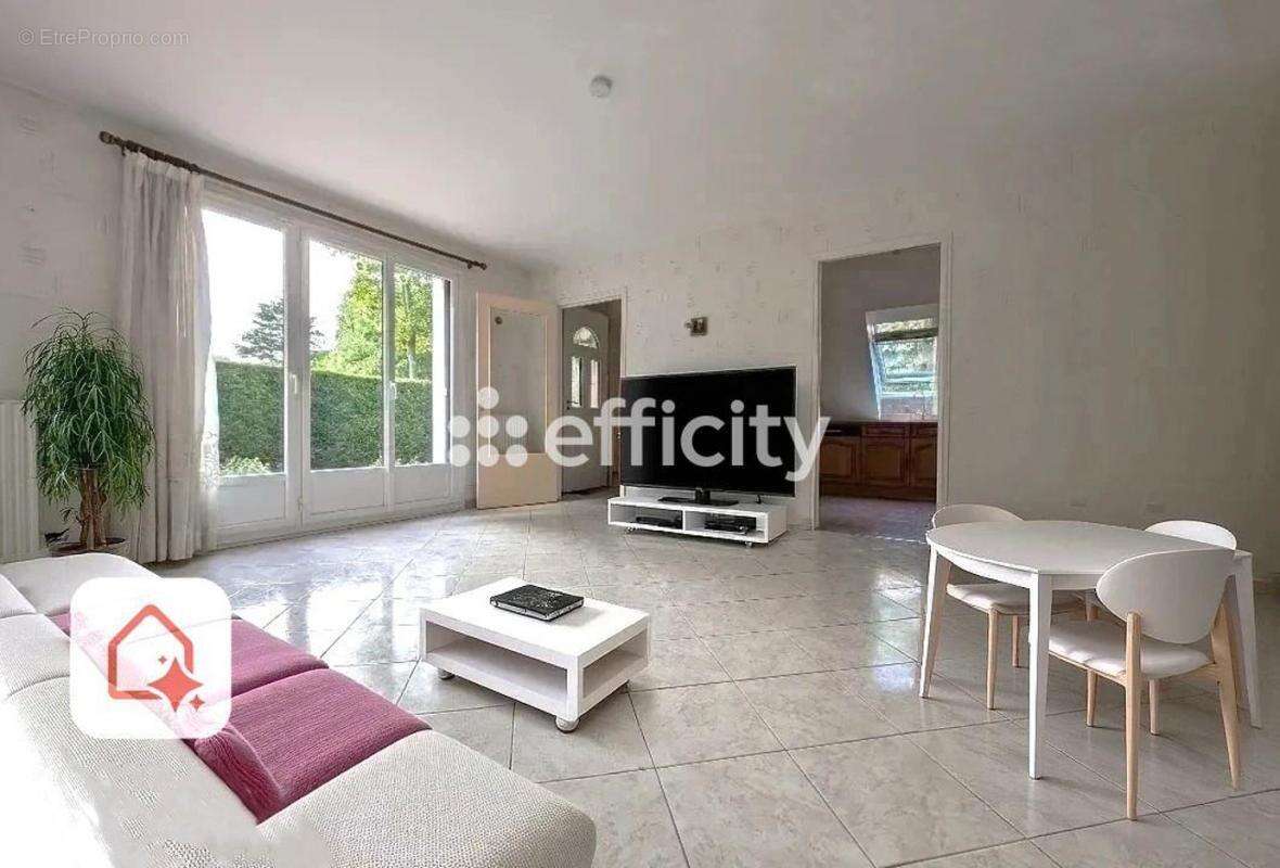 Appartement à EPINAY-SUR-SEINE