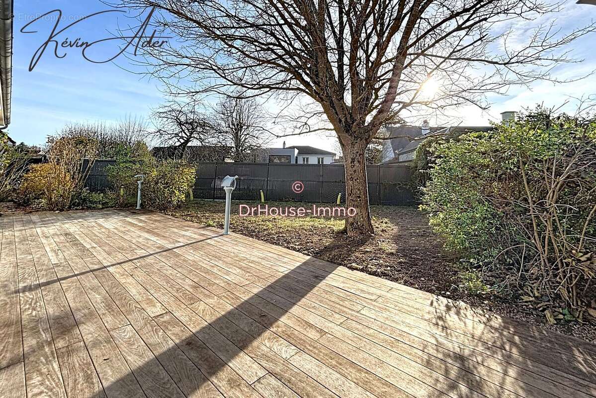 Maison à SAINT-CYR-EN-VAL