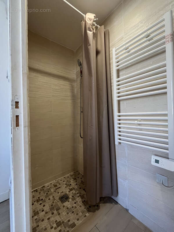 Appartement à MARSEILLE-1E