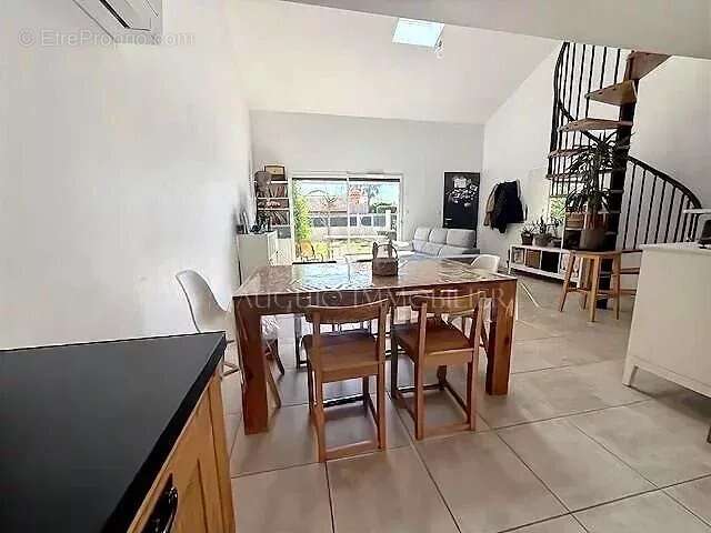 Maison à LANSARGUES