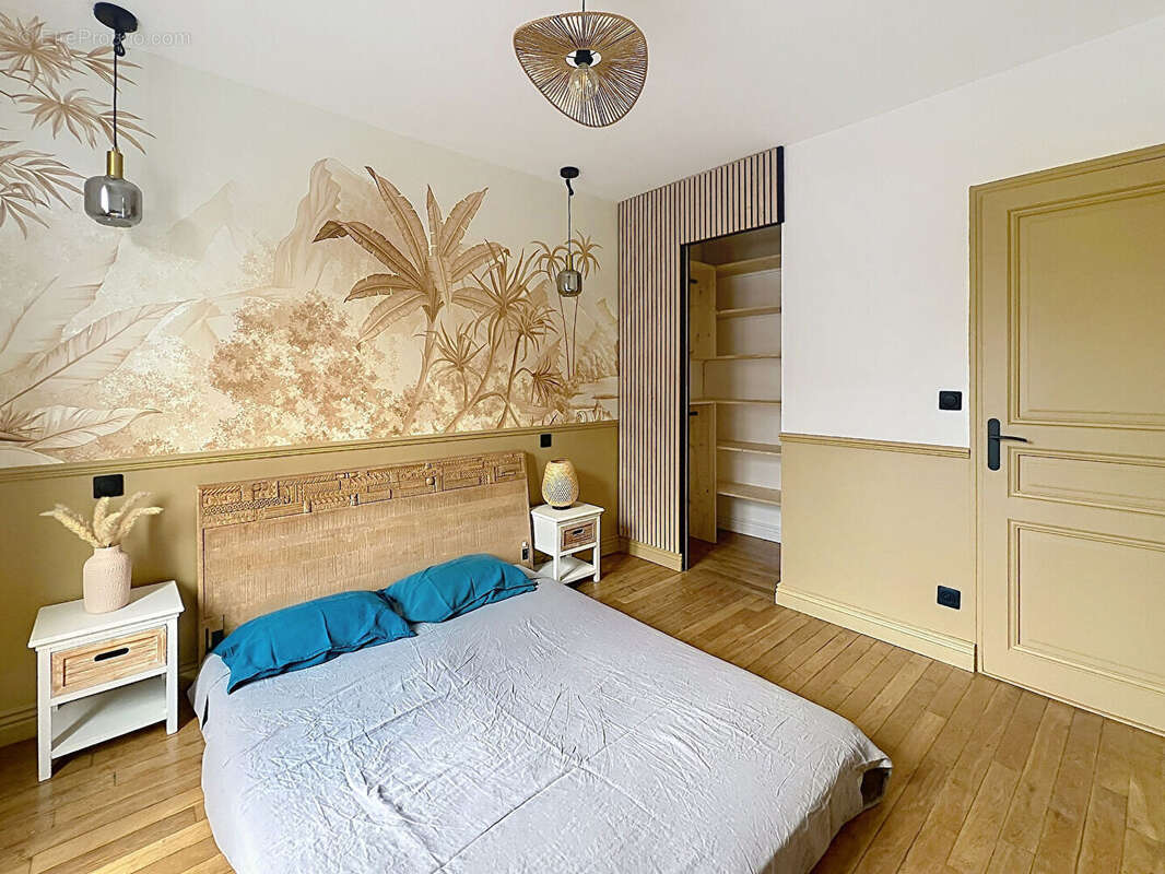 Appartement à SURESNES