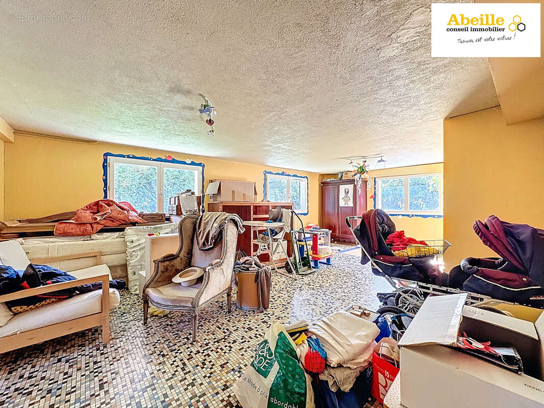 Maison à VILLECONIN