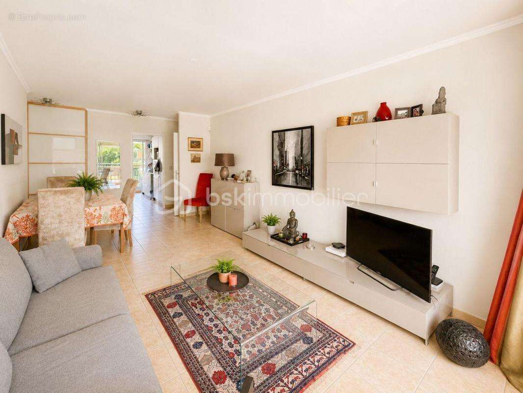 Antibes – appartement 4 pièces 87 m² – terrasse 30 m² – double garage – calme – piscine - photo 4