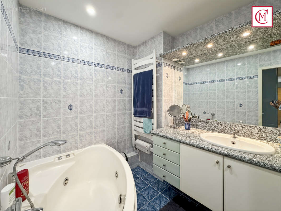 Appartement à SAINT-EGREVE