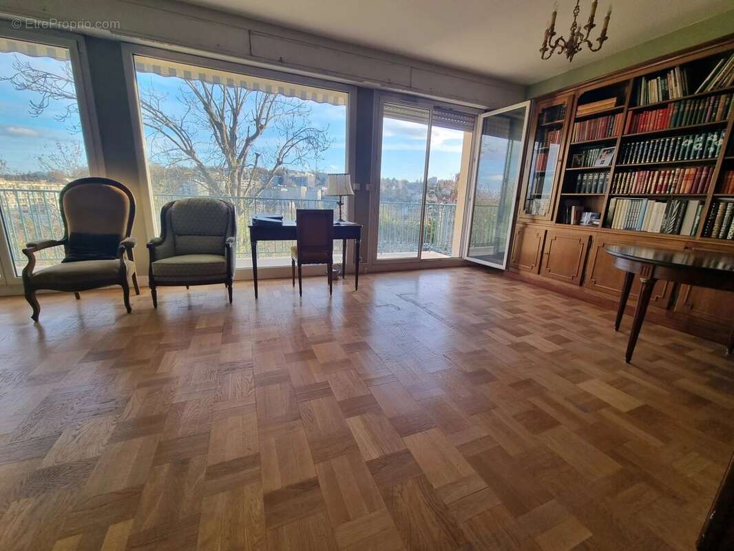 Appartement à LE PECQ