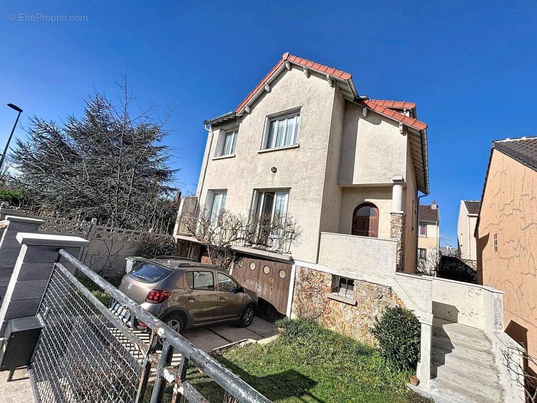 Photo 1 - Maison à MASSY