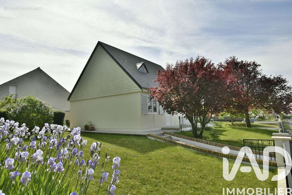 Photo 5 - Maison à MAIGNELAY-MONTIGNY
