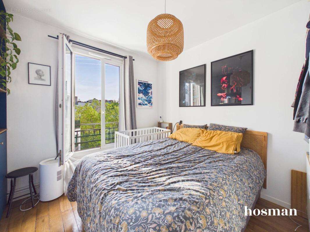 Appartement à PARIS-17E